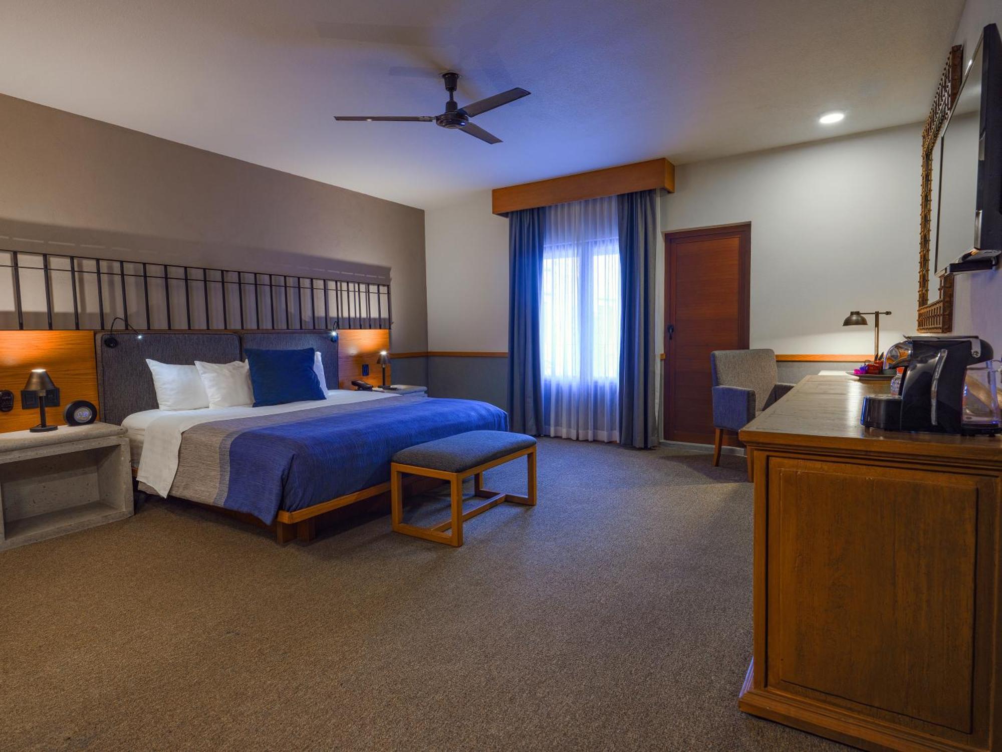 Hacienda Jurica By Brisas Hotel Querétaro Kültér fotó A room at the hotel